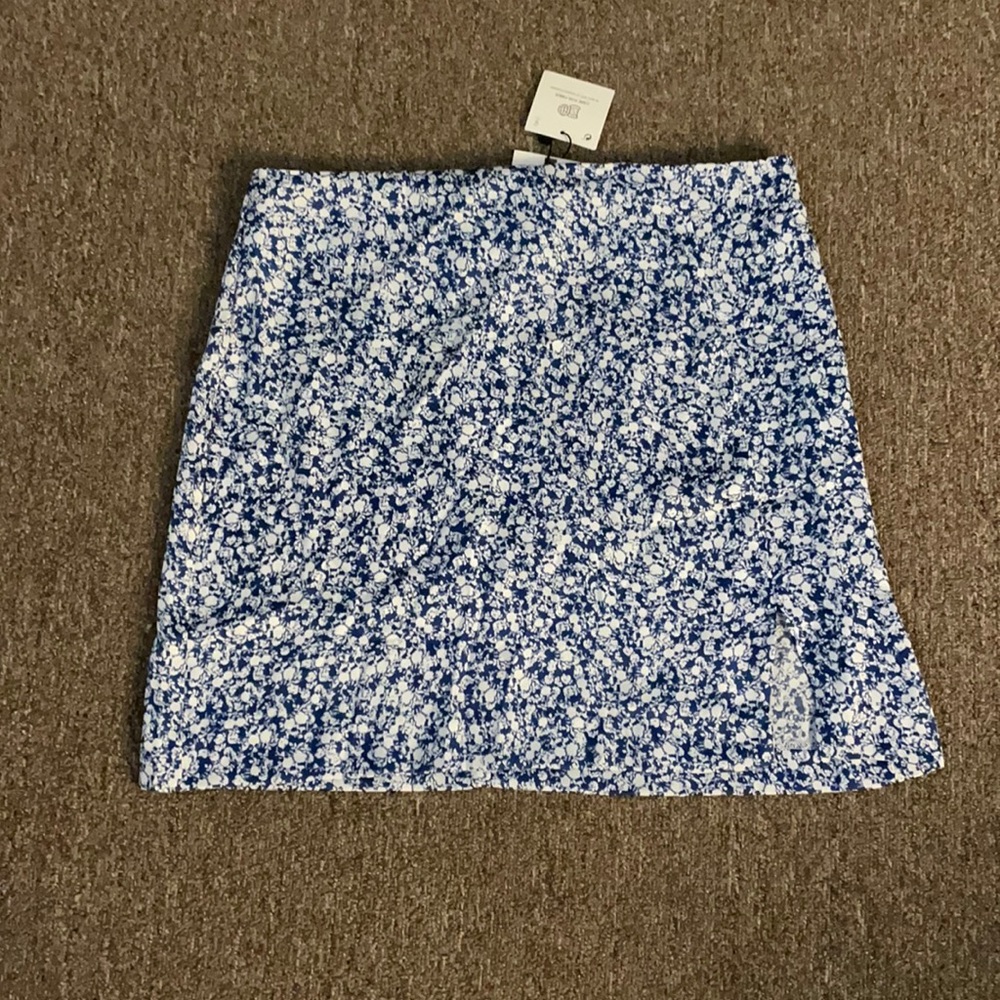 Zara Floral Mini Skirt:  NWT